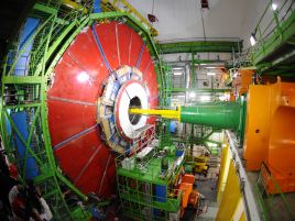Wielki Zderzacz Hadronów w ośrodku naukowo-badawczym CERN w Genewie (fot. PAP/Jacek Turczyk)