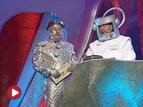Robot  Mario1 i Badziewiak - �ap�wka (Koszalin 2010)