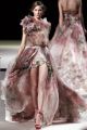 W projektach Elie Saab dominowały pastelowe kolory (fot. EPA/PAP)