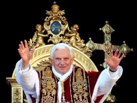 W dniu św. Szczepana, papież Benedykt XVI wspominał postać pierwszego męczennika (fot. PAP)