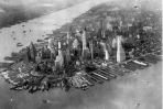 Spektakularny widok z lotu ptaka na Manhattan w 1942 roku (fot. www.archives.gov)