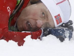 Norweg Halvard Hanevold  został najstarszym mistrzem olimpijskim w biathlonie (fot.PAP/EPA)