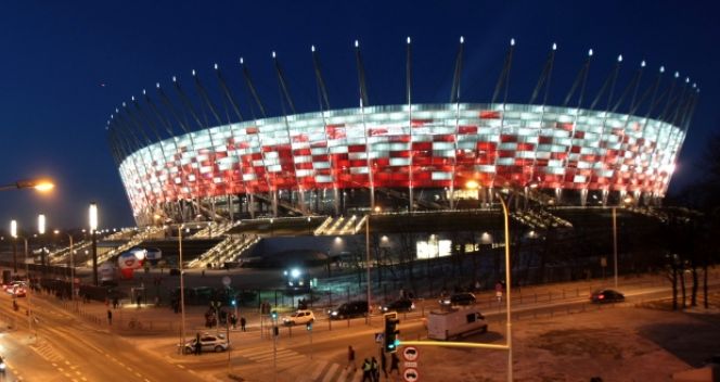 Stadion Narodowy prezentuje się znakomicie (fot. PAP/Tomasz Gzell)