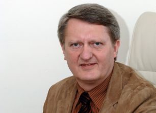 https://s.v3.tvp.pl/images/5/1/c/uid_51cc7b6bd4139c929d27f166c2b90aa61222756927462_width_306_play_0_pos_3_gs_0.jpg